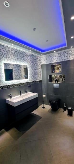 Luxus Loft Whirlpool Designer Kueche Bad Appartement Herdecke Buitenkant foto